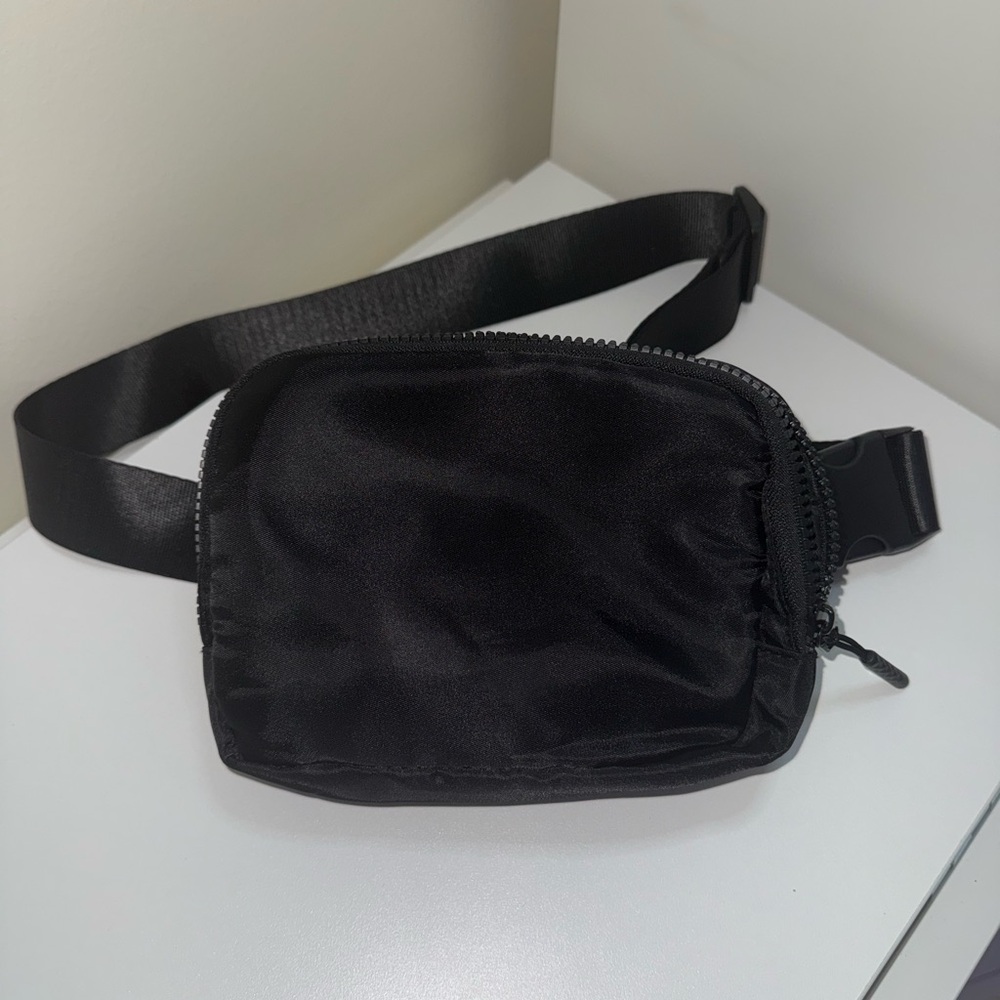 Black Belt Bag ☠️